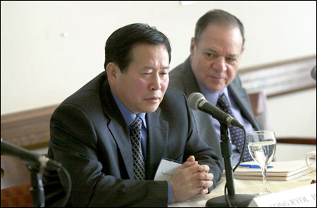 Ambassador Song Ryol Han, Don