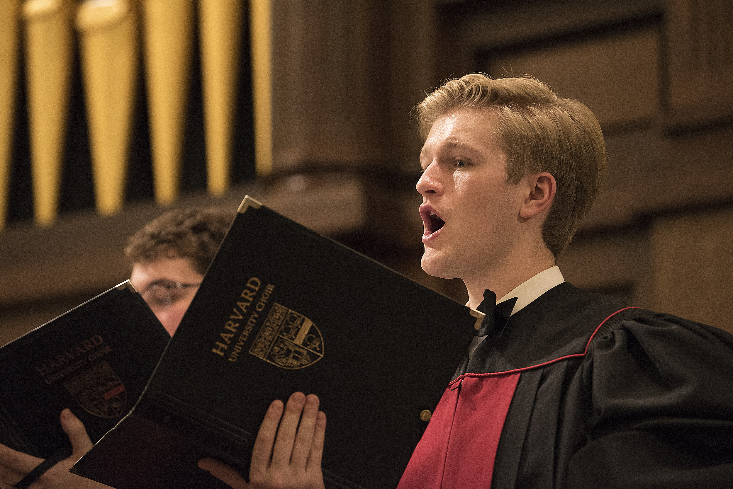 Harrison Phelps '18 sings.