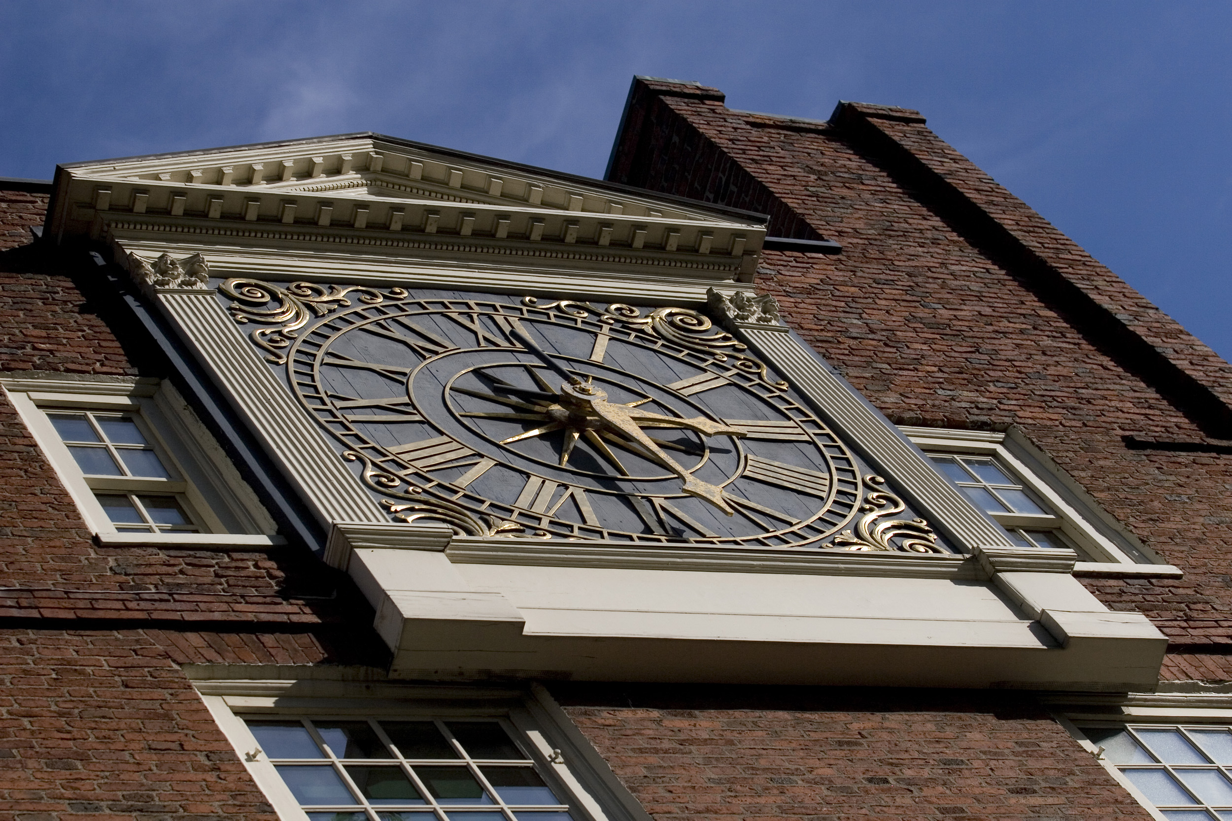 The Massachusetts Hall clock in 2015.