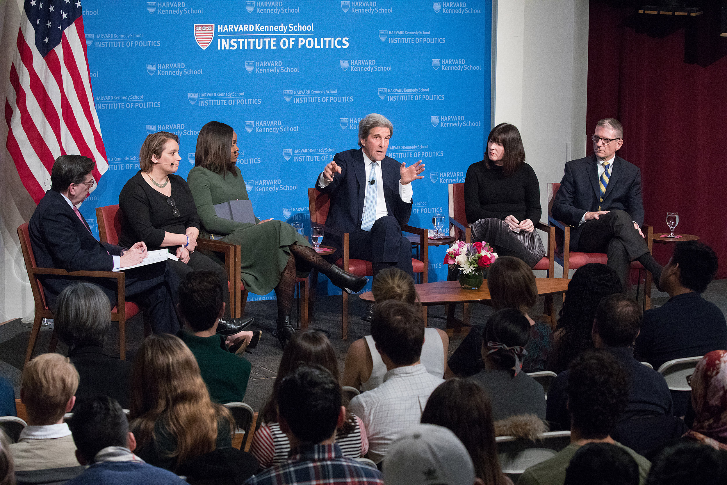 John Kerry and IOP fellows