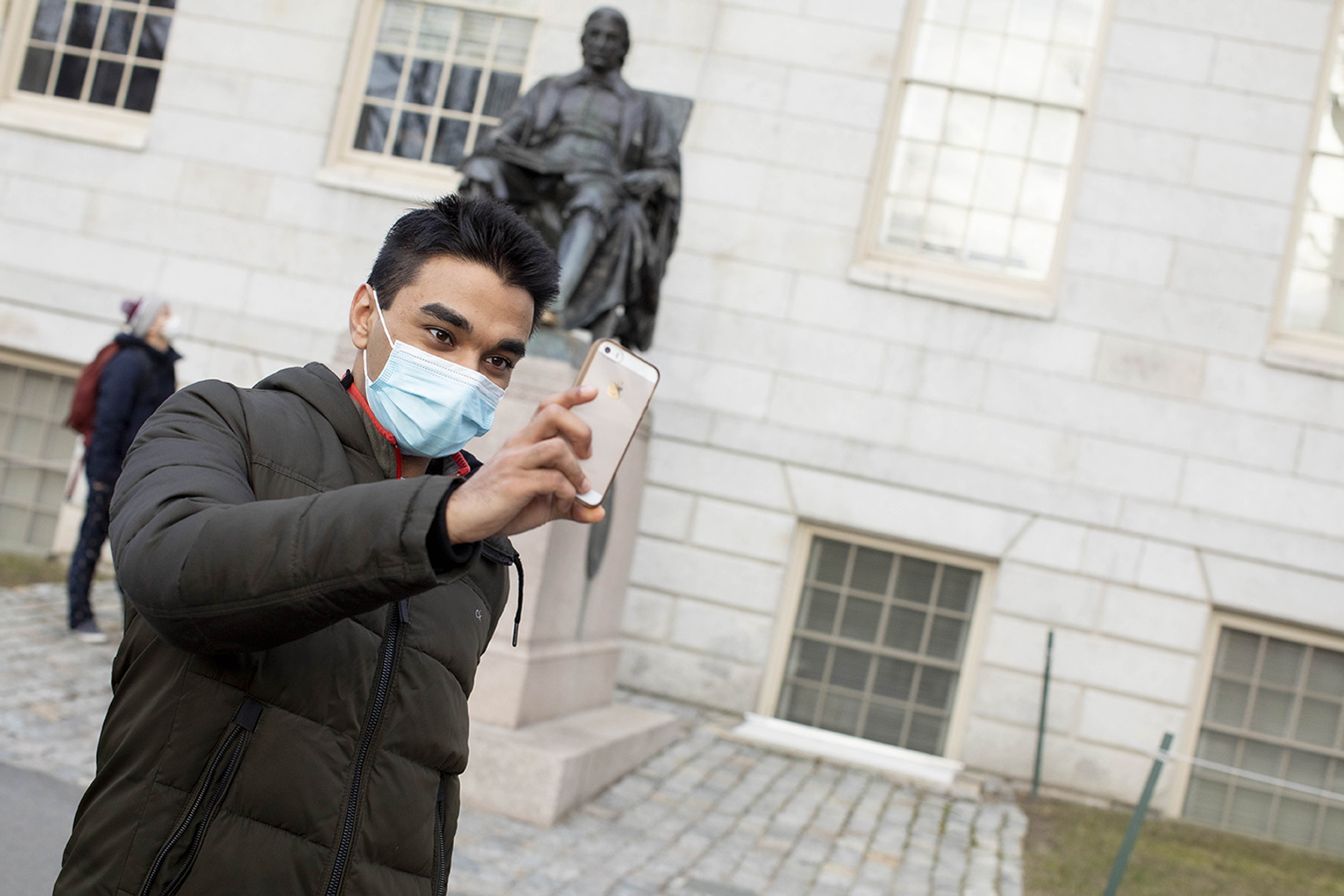 Neil Khurana, '22