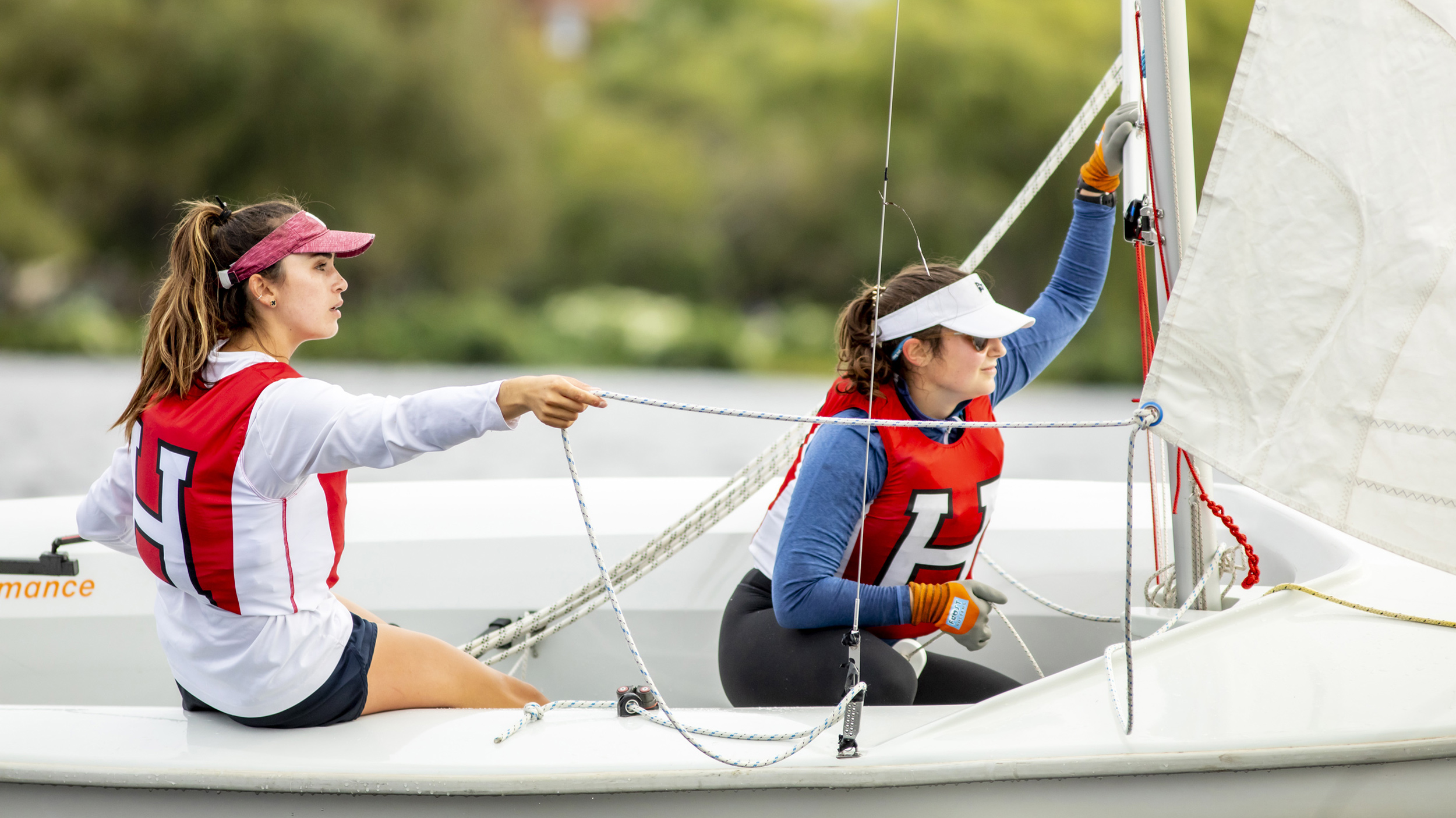 Marbella Marlo ’24, left, and Juliana Ruggieri ’23.