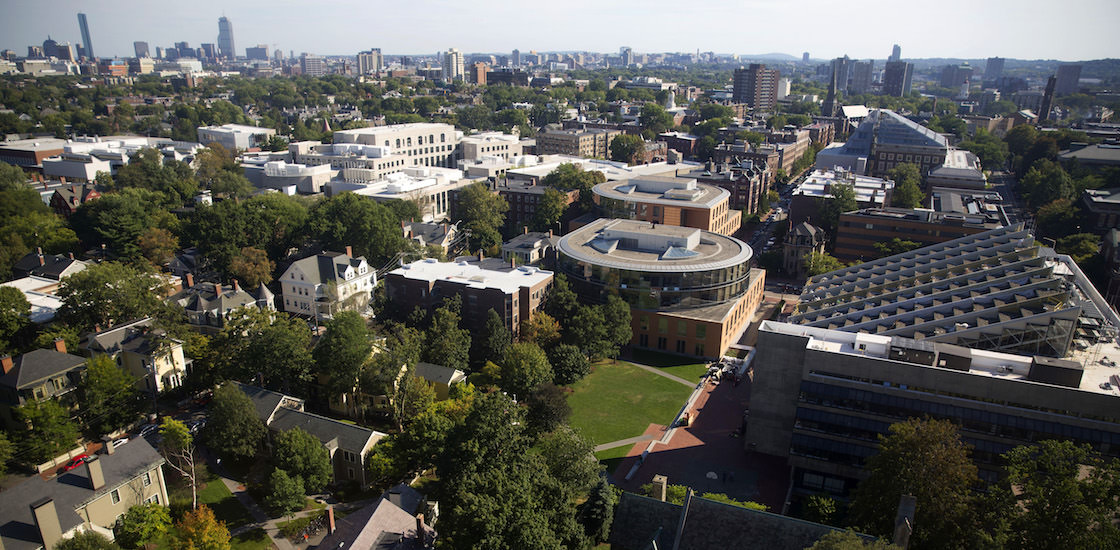 Curbing carbon on campus — Harvard Gazette