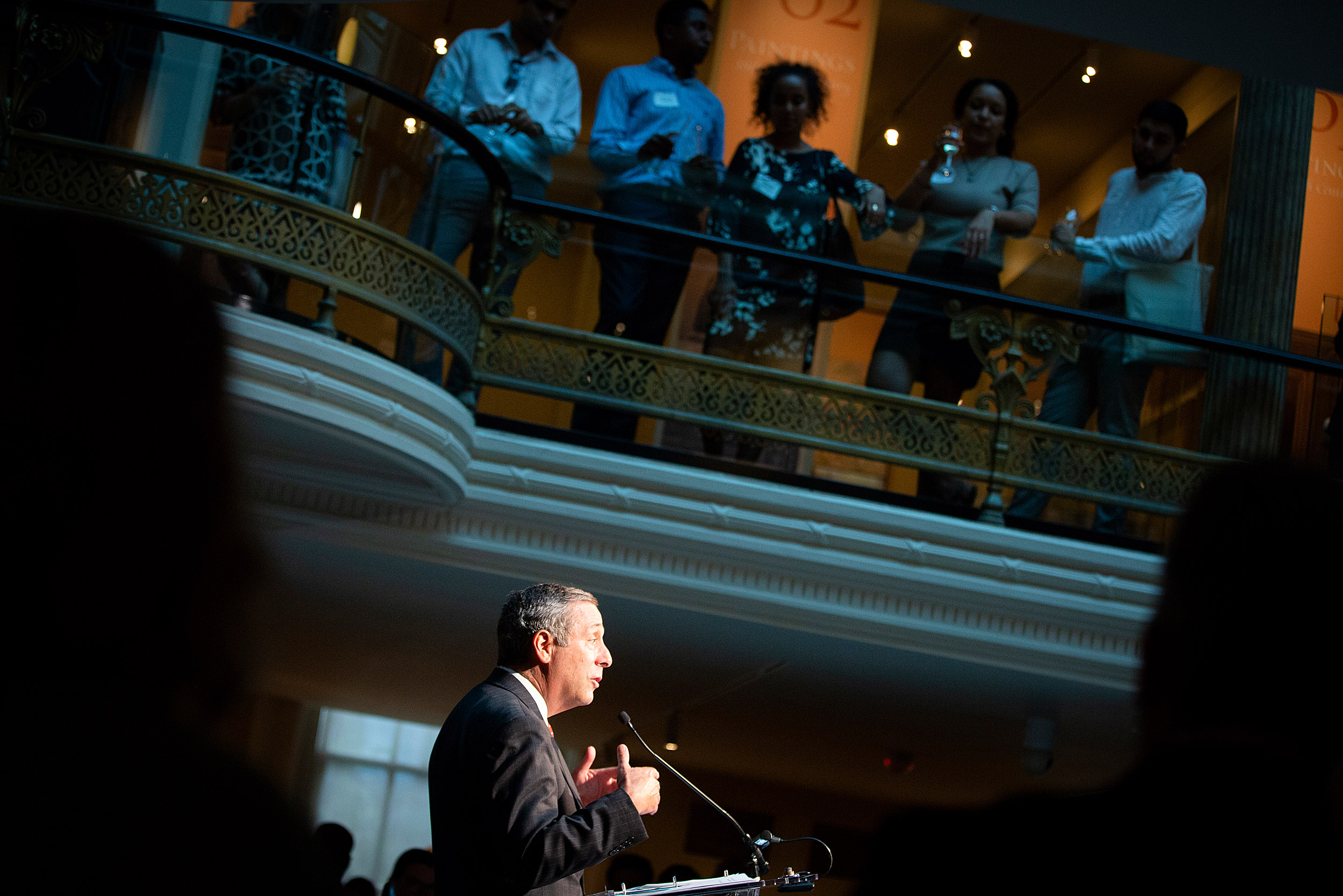 Harvard president vows to advocate for public service, higher education ...