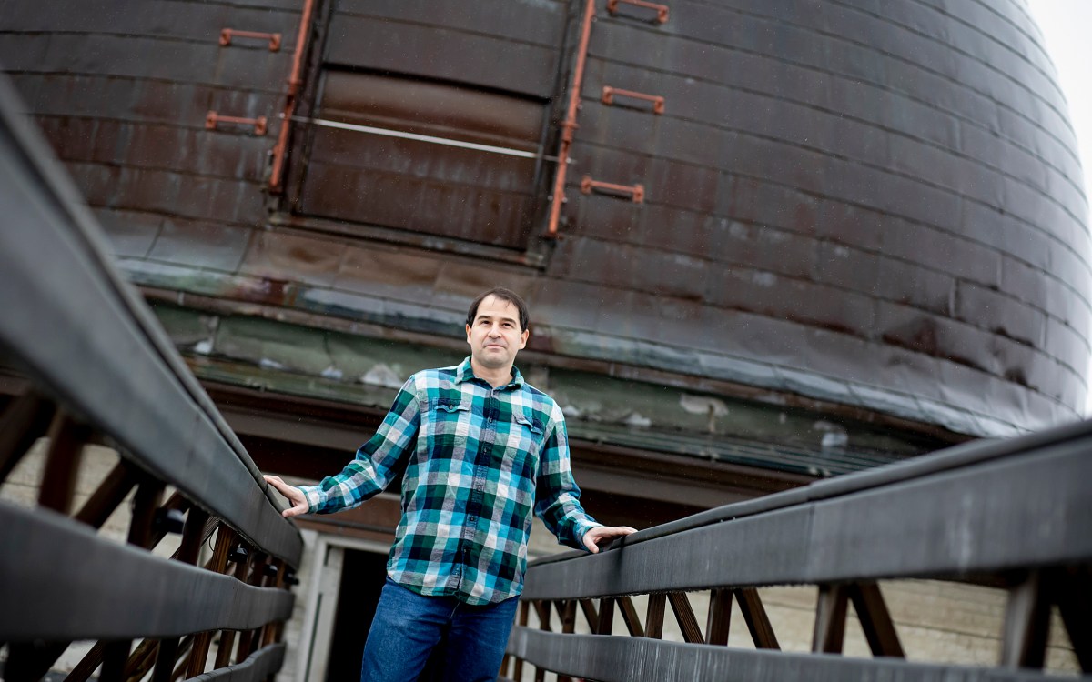 Idan Ginsburg at Harvard College Observatory.