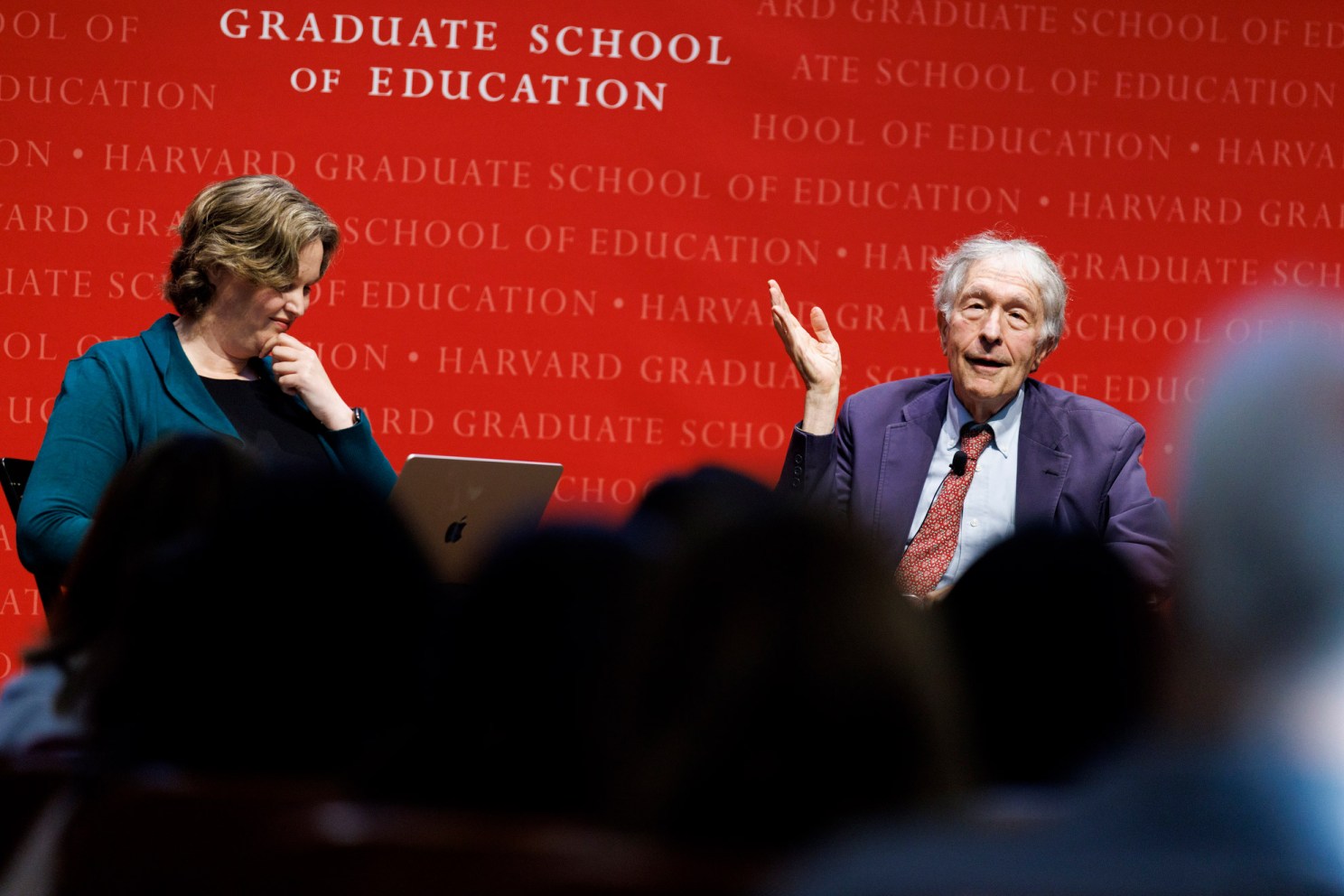 Anthea Roberts, a visiting professor of law at Harvard Law School and Howard Gardner (right)