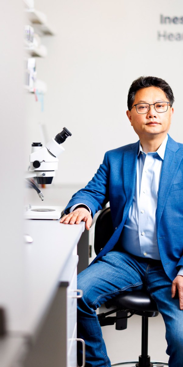 Zheng-Yi Chen.
